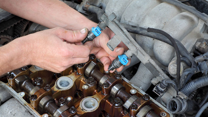 bad fuel injector symptoms