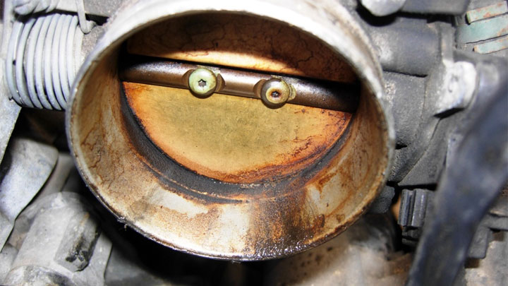 bad throttle body symptoms